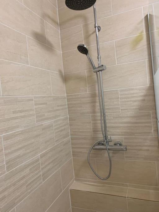 Appartement Chaleureux Proche Rer/ Cdg / Parc Expo Севран Екстер'єр фото